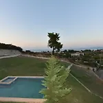 Отель Olympic Kosma Ханиоти