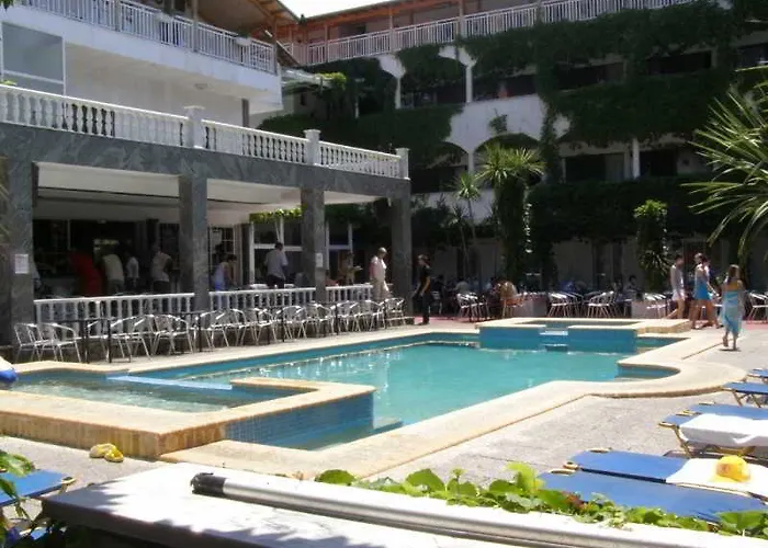 Olympic Kosma Hotel 3*