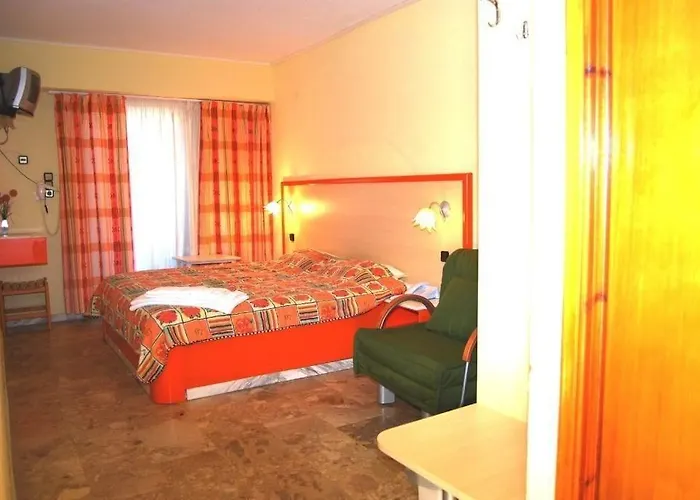 Olympic Kosma Hotel 3*